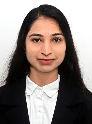 CMA Julie Khatri - Credence Global Australia - Partner - Professional headshot of certified tax consultant and accountant