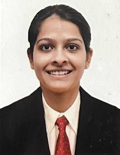 Riddhi Vyas - Credence Global Canada - Partner - Professional headshot of certified tax consultant and accountant